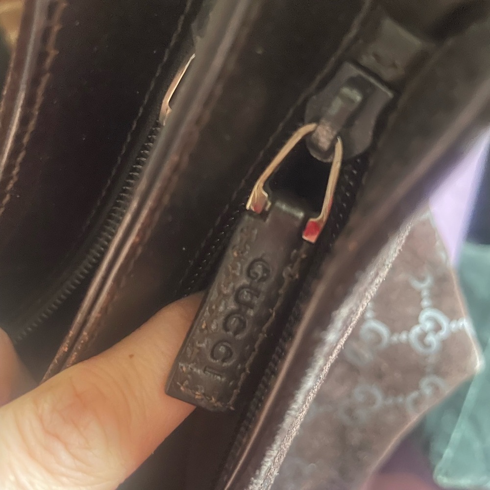Gorgeous Vintage Y2K Tom Ford Era Velvet Gucci Brown Shoulder Mini Hobo Bag - Picture 10 of 10